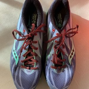 Saucony Women's 8 spikes